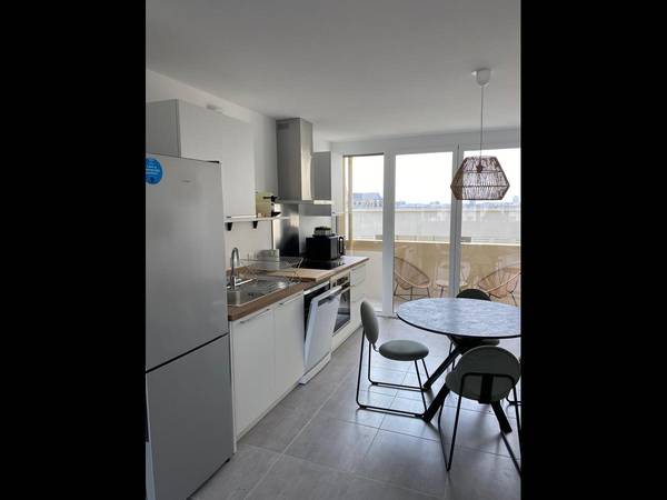 Colocation / Appartement 5 pièces de 100 m², Bordeaux, Rue de la Compagnie du Midi / Photo 2