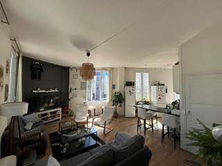 Room share, 6 rooms apartment, Rouen