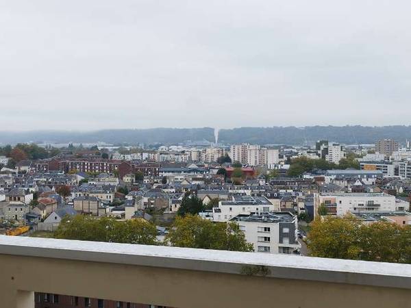 Colocation / Appartement 5 pièces de 85 m², Rouen, Rue Parmentier / Photo 2
