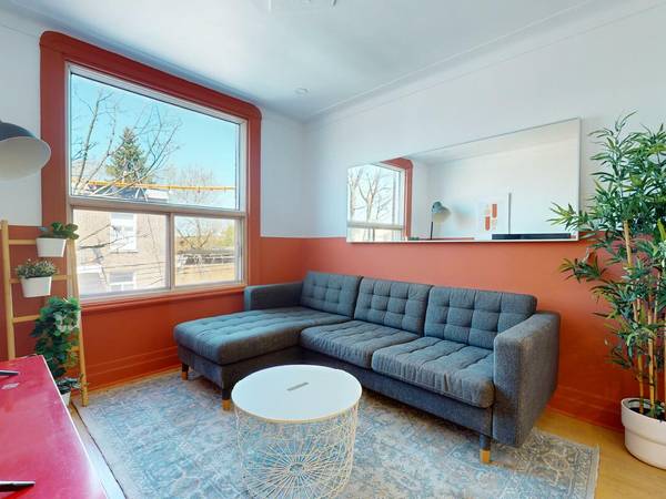 Colocation / Appartement 3 pièces de 60 m², Montréal / Photo 2