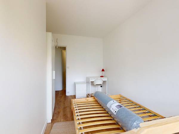Colocation / Appartement 5 pièces de 86 m², Juvisy-sur-Orge, Rue Hoche / Photo 2