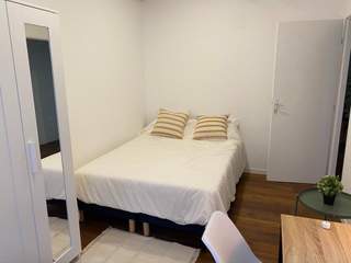 Casa partilhada / 4 rooms apartment · 100 m², Lyon, Rue Coysevox