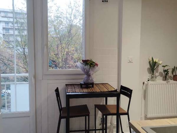 Colocation / Appartement 2 pièces de 55 m², Grenoble, Rue Lavoisier / Photo 2