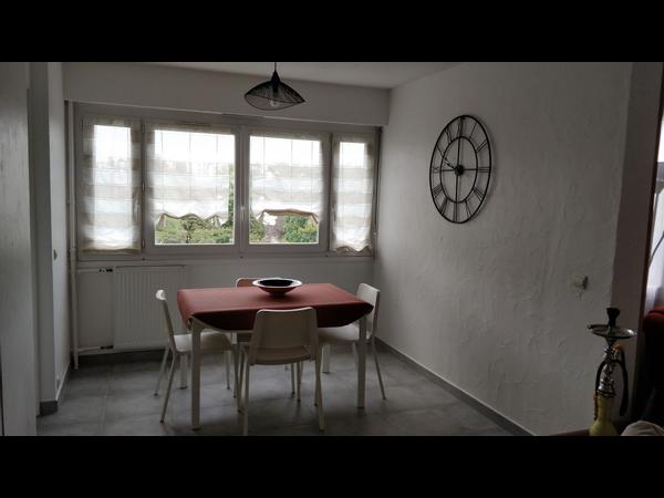 Colocation / Appartement 6 pièces de 108 m², Massy, Rue Jean Rostand / Photo 2