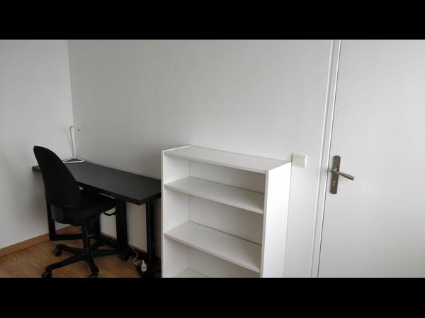 Colocation / Appartement 6 pièces de 108 m², Massy, Rue Jean Rostand / Photo 8