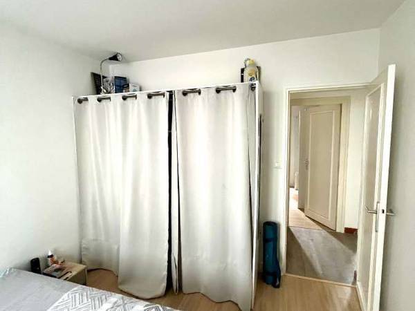 Colocation / Appartement 5 pièces de 86 m², Tours, Rue Auguste Chevallier / Photo 2