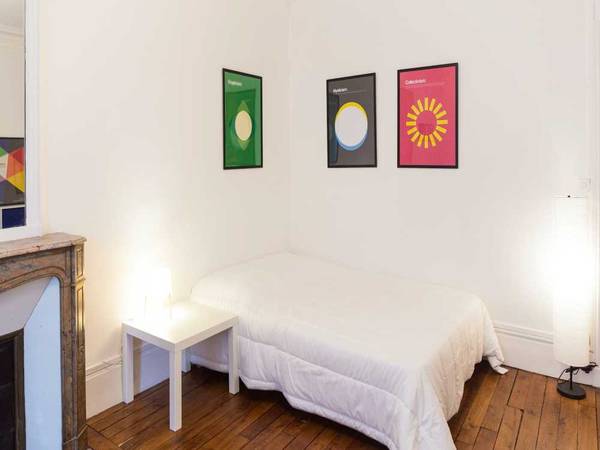 Colocation / Appartement 3 pièces de 70 m², Paris, Rue Faraday / Photo 2