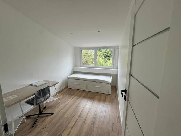 Colocation / Appartement 8 pièces de 123 m², Les Ulis, Rue du Mont Ventoux / Photo 10