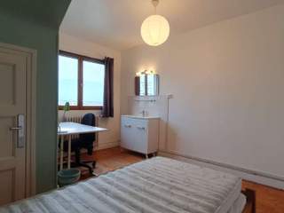 Colocation / Appartement 5 pièces de 96 m², Chambéry, Faubourg Reclus