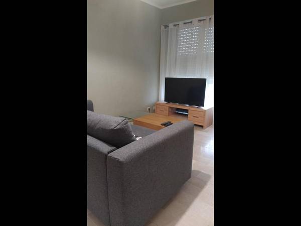 Colocation / Appartement 4 pièces de 70 m², Toulon, Impasse des Genevriers / Photo 2