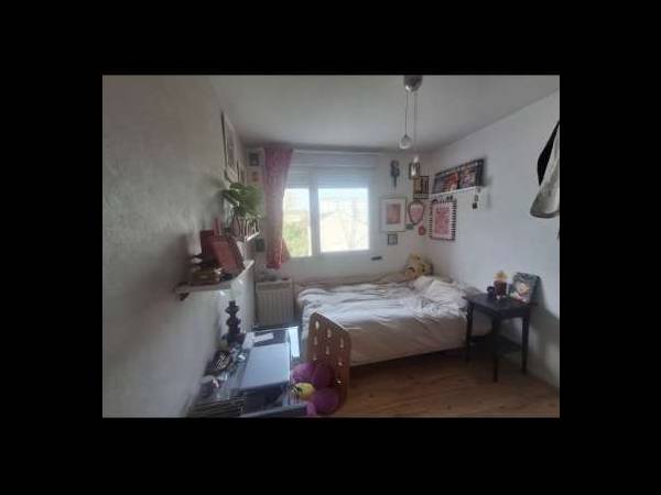 Colocation / Appartement 4 pièces de 90 m², Villeurbanne, Rue Docteur Dolard / Photo 2