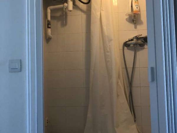 Sous-location / Studio de 12 m², Paris, Boulevard de la Villette / Photo 2