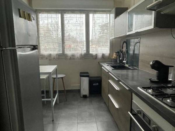 Colocation / Appartement 5 pièces de 70 m², Angers, Rue d'Osnabruck / Photo 2
