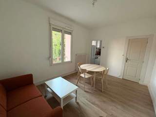 Room share / 4 rooms apartment · 61 m², Nancy, Rue des Frères Voirin