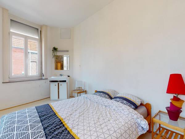 Colocation / Maison 7 pièces de 190 m², Roubaix, Rue des Fossés / Photo 2