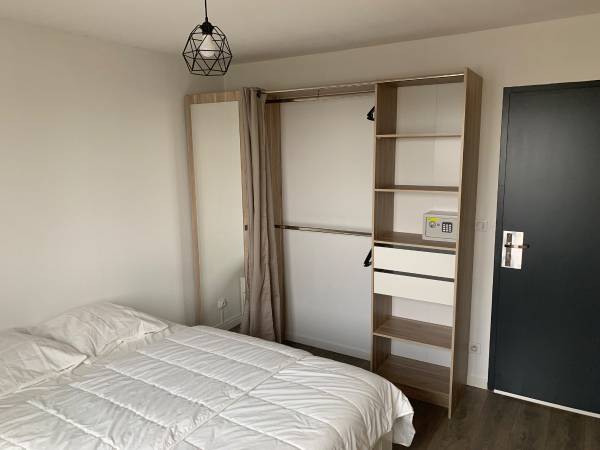 Colocation / Appartement 5 pièces de 96 m², Toulouse, Rue Vestrepain / Photo 5