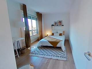 Colocation / Appartement 5 pièces de 119 m², Paris, Rue de Vaugirard