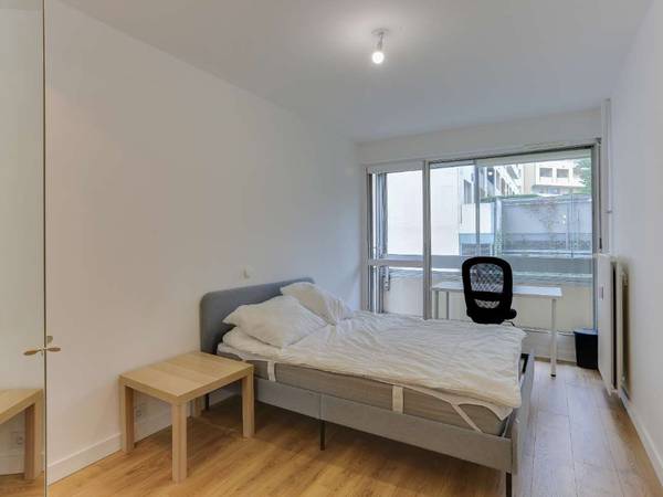 Colocation / Appartement 8 pièces de 156 m², Rennes, Square Général Koenig / Photo 9