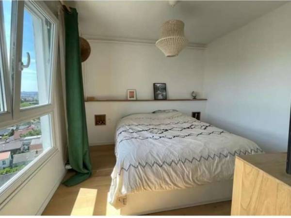 Colocation / Appartement 4 pièces de 85 m², Bagnolet, Rue Louis David / Photo 6