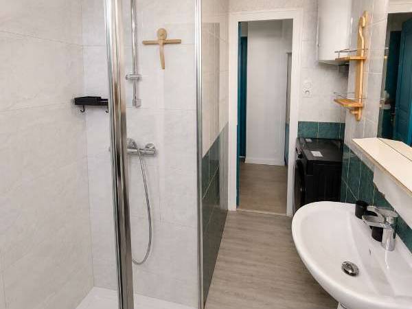 Colocation / Appartement 4 pièces de 67 m², Chambéry, Rue du Bon Pasteur / Photo 3