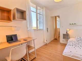 Colocation / Appartement 5 pièces de 70 m², Massy, Residence du Parc