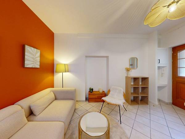 Location / Appartement 2 pièces de 30 m², Dijon, Rue Monge / Photo 2