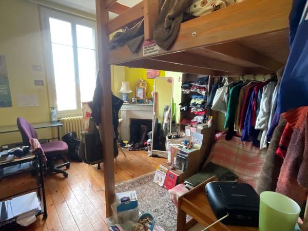 Sous-location / Appartement 4 pièces de 110 m², Angoulême, Avenue Gambetta / Photo 2