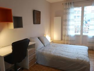 Room share, 4 rooms apartment, Grenoble