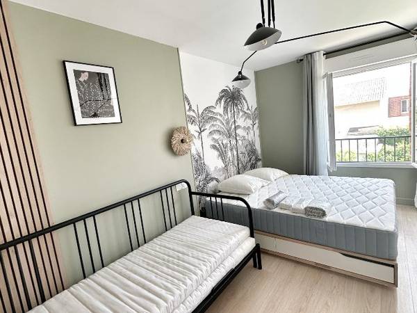 Colocation / Maison 3 pièces de 70 m², Neuilly-Plaisance, Boulevard Fichot / Photo 2