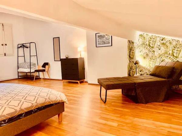 Colocation / Appartement 3 pièces de 62 m², Toulon, Rue D’Antrechaus / Photo 2
