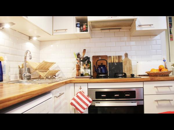 Colocation / Appartement 3 pièces de 63 m², Paris, Villa Ornano / Photo 2