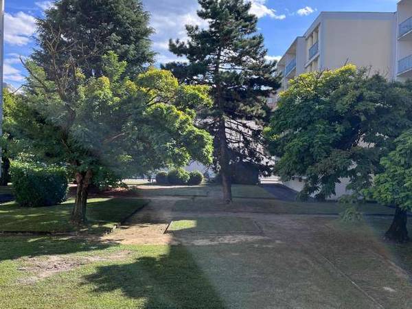 Colocation / Appartement 4 pièces de 63 m², Saint-Martin-d'Hères, Rue le Corbusier / Photo 9