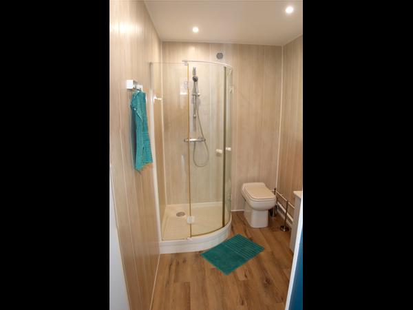 Colocation / Appartement 5 pièces de 98 m², Grenoble, Rue Docteur Schweitzer / Photo 6