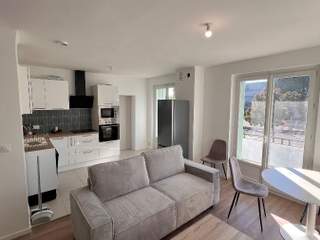 Colocation / Appartement 5 pièces de 100 m², Avignon, Avenue de Tarascon