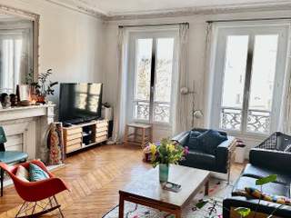 Homestay / 4-bedroom flat · 94 m², Paris, Boulevard des Filles du Calvaire