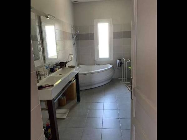 Colocation / Maison 10 pièces de 200 m², Villenave-d'Ornon, Route de Toulouse / Photo 2