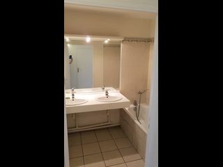 Flatsharing / 4-bedroom flat · 90 m², Lyon, Rue Duguesclin