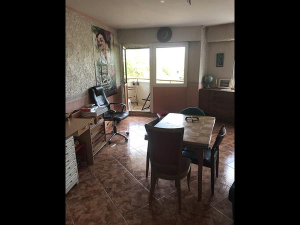 Colocation / Appartement 3 pièces de 81 m², Massy, Allée Albert Thomas / Photo 2