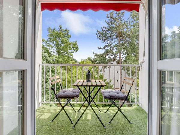 Flatsharing / 6-bedroom flat · 100 m², Chilly-Mazarin, Square Montpensier / Photo 2