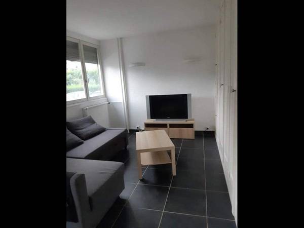 Colocation / Appartement 6 pièces de 110 m², Saint-Étienne, Rue Eugène Joly / Photo 2