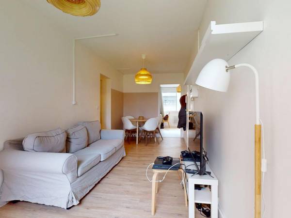 Flatsharing / 5-bedroom flat · 96 m², Villeurbanne, 167 Route de Genas, / Photo 2