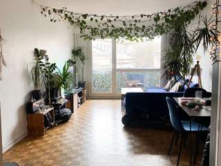 Colocation / Appartement 3 pièces de 69 m², Paris, Rue de Joinville