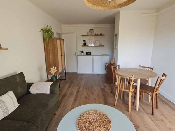 Colocation / Appartement 4 pièces de 66 m², Marseille, Avenue Benjamin Delessert / Photo 2