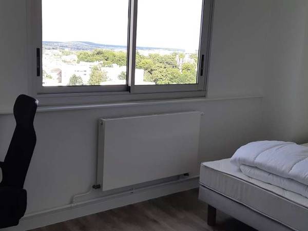 Colocation / Appartement 5 pièces de 90 m², Vandœuvre-lès-Nancy, Square de Liège / Photo 6