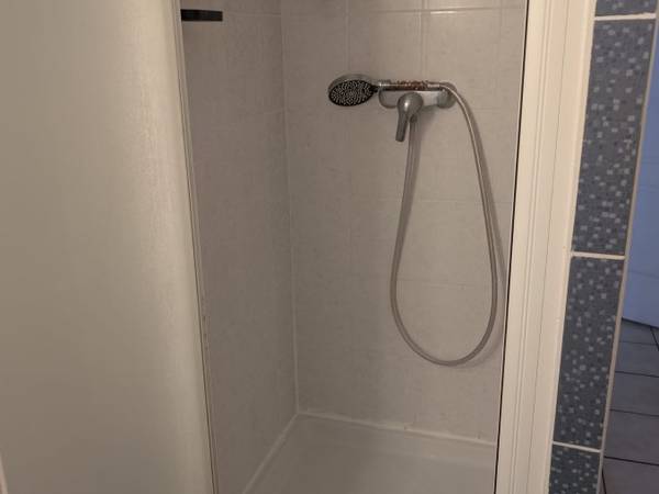 Colocation / Appartement 4 pièces de 82 m², Villejuif, Allée Rembrandt / Photo 11