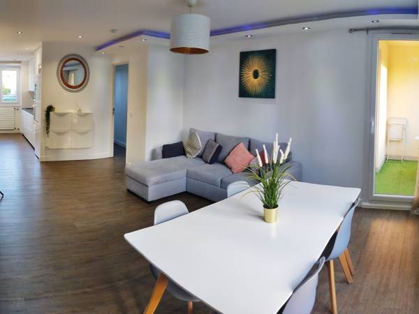 Colocation / Appartement 5 pièces de 100 m², Villeurbanne, Rue Henri Legay / Photo 2