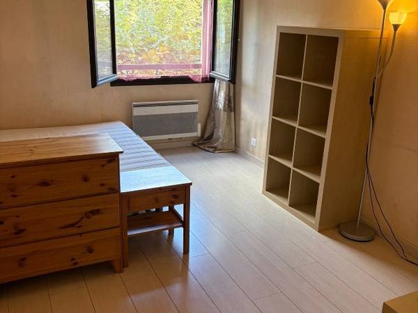 Colocation / Appartement 4 pièces de 90 m², Rueil-Malmaison, Boulevard de l'Hôpital Stell / Photo 13