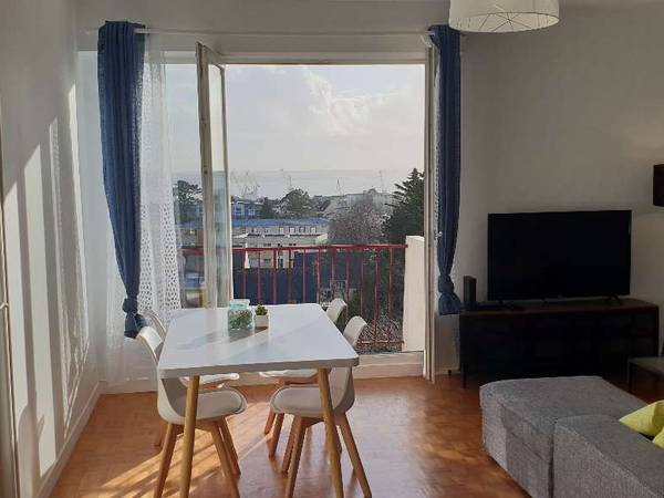 Colocation / Appartement 4 pièces de 84 m², Brest, Rue du Docteur Bouquet / Photo 2
