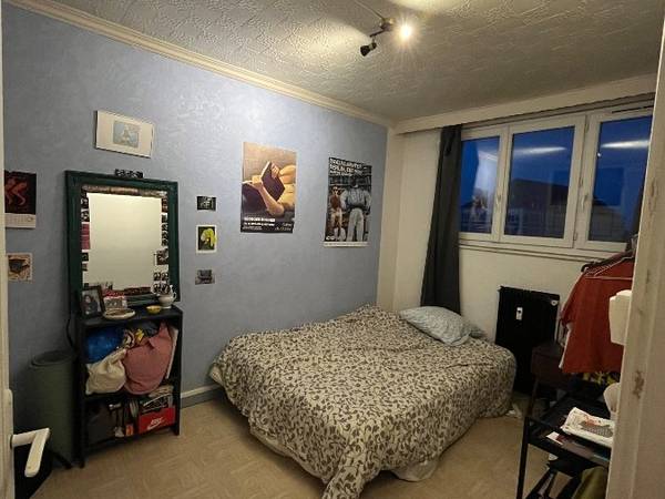 Sous-location / Appartement 7 pièces de 90 m², Lille, Façade de l'Esplanade / Photo 2