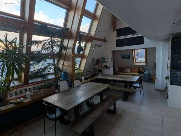 Colocation / Immeuble 8 pièces de 140 m², Chambéry, Place du Château / Photo 2